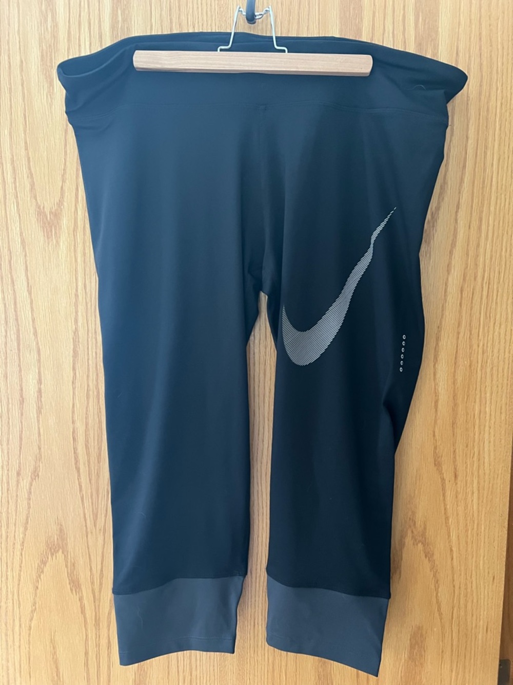 Nike Dri-Fit 21” (Size 2X) - Black/Charcoal
